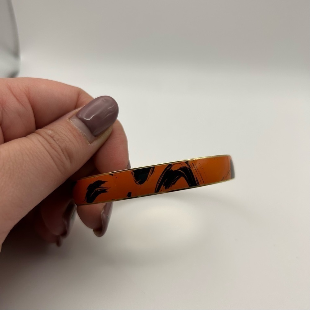 Vintage Orange with Black Swirls Gold Tone Bangle Bracelet - Picture 6 of 8